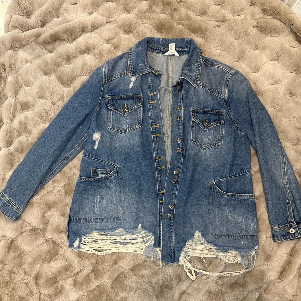 Indigo thread size medium over sized Jean jacket